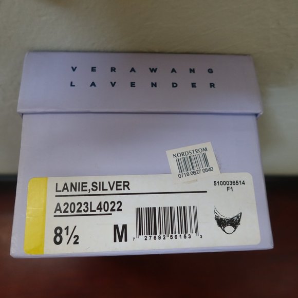 Vera Wang Silver Peep Toe Formal ballet slippers - Picture 2 of 6